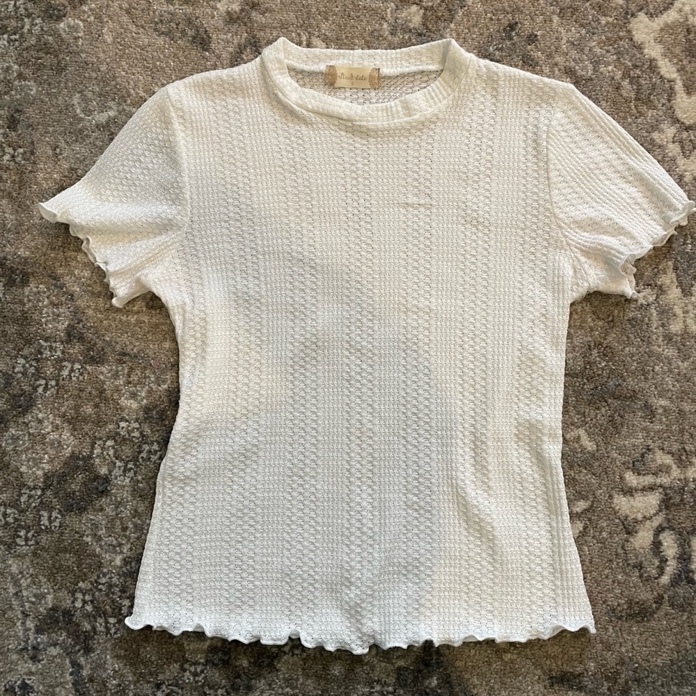 Altar'd State Fitted White Top Size Small